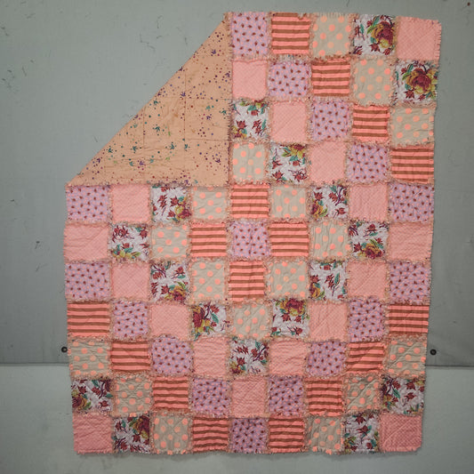 Blush Garden Rag Quilt – Handmade Softness in Every Stitch